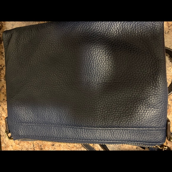 MK Small Crossbody purse - Picture 5 of 5
